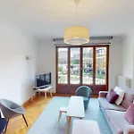 Le Favre - 2 Au Centre Apartman *