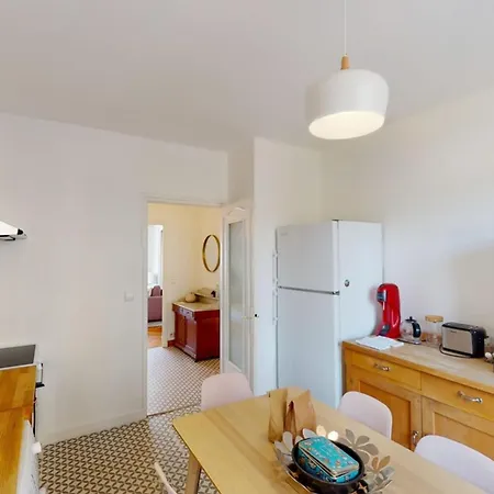 Le Favre - 2 Au Centre Apartamento *