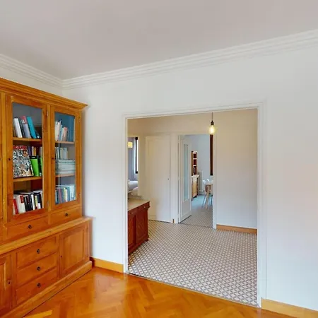 Le Favre - 2 Au Centre Apartman *